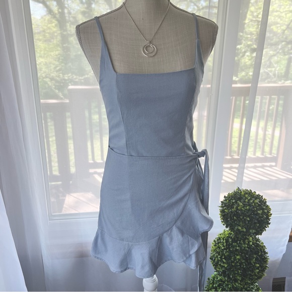 Princess Polly Cottage Hill Mini Dress Size 4 Baby Blue NWT - Picture 2 of 16